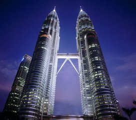 新加坡文员普工技术工等多工种招聘，马上申请出境！