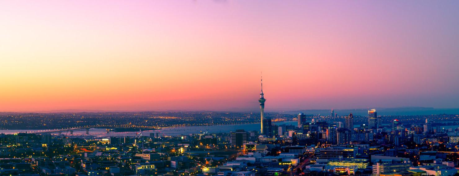 新西兰建筑工招聘，可全家移民，待遇好，收入超高