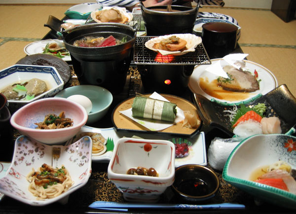 日本短期培训转工签，年收入20万以上！