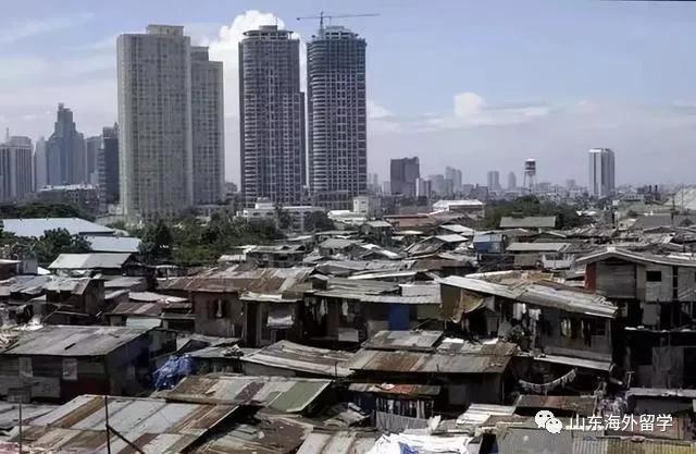 一黑龙江的大学生被骗入菲国做“奴隶”，那里竟圈着10万中国人